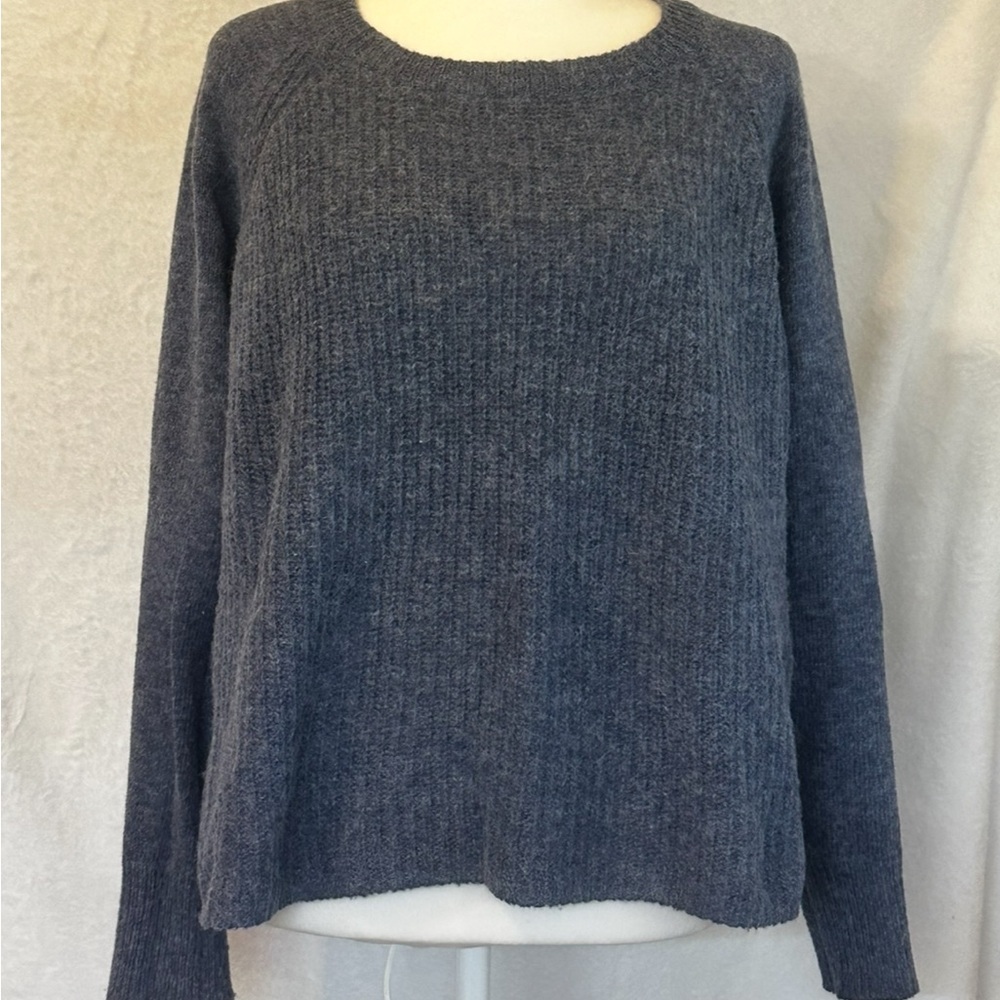 #2031 Cozy Blue Women's Sweater Size Large
